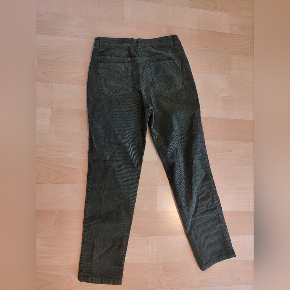 Chadwicks corduroy pants/jeans size 8P in a dark green color - Picture 8 of 11